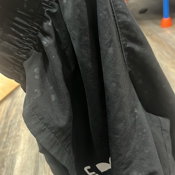 Under Armour Men’s Workout Shorts - Picture 7 of 7